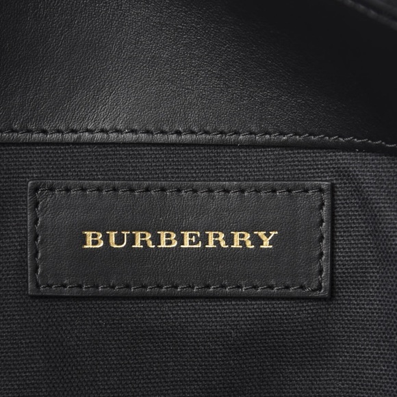 Burberry Vintage Check Kingswood Achly Diaper Bag - Picture 11 of 14